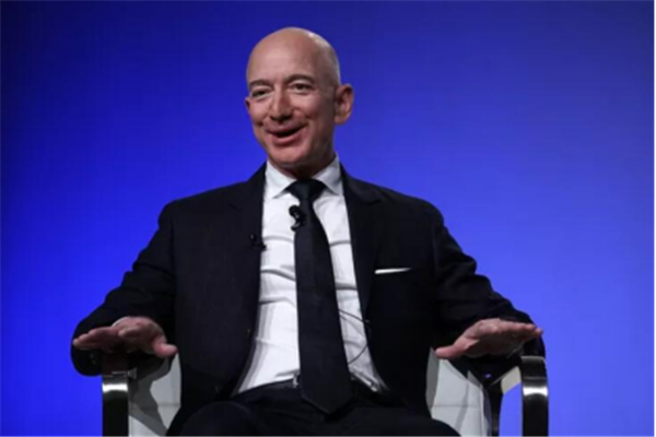 Exploring the Top Ten Richest People in the World
