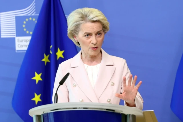 乌尔苏拉·冯德莱恩（德语：UrsulavonderLeyen）