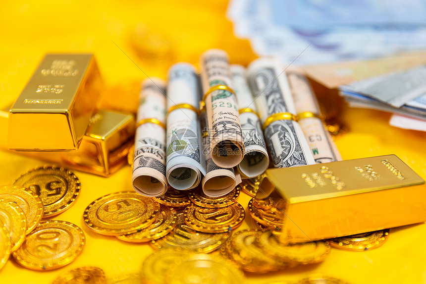 gold and currency