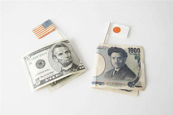 美元兑日元在四日下跌期间看跌盘整，在131.00上方收窄跌势