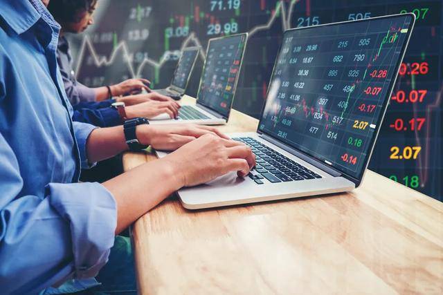 Computer online operation of stop loss orders