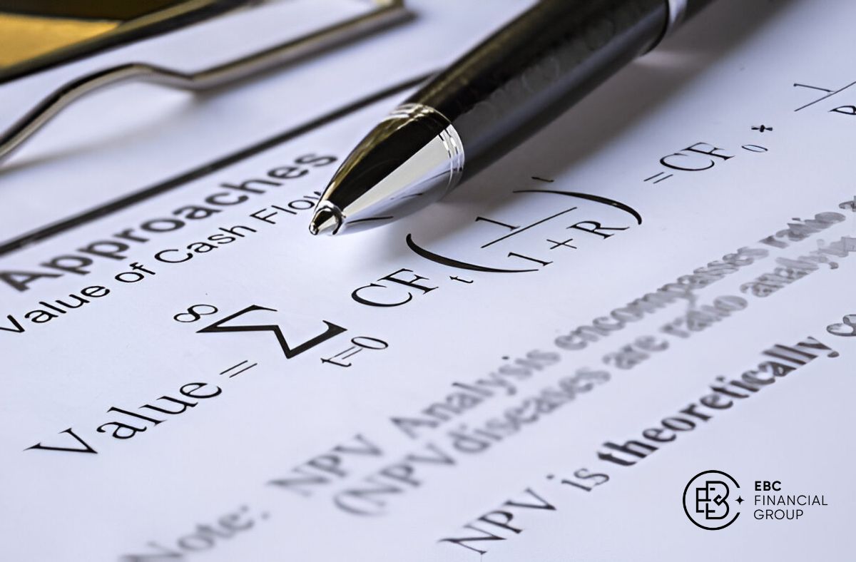 Chiết khấu dòng tiền là gì - EBC Financial Group