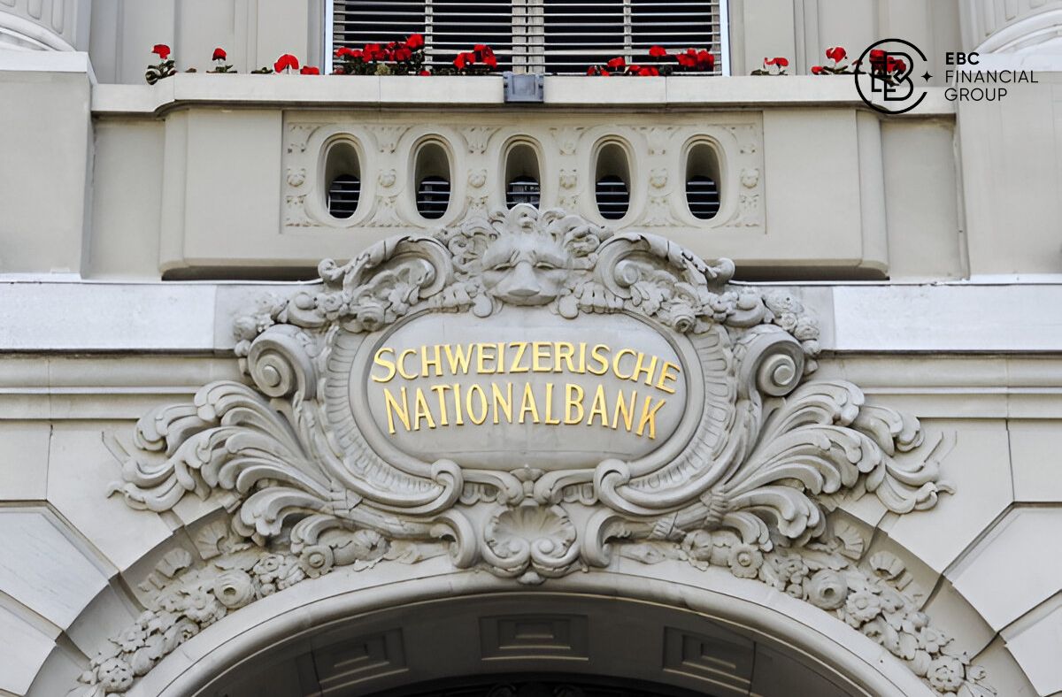 SNB là gì? - EBC Financial Group
