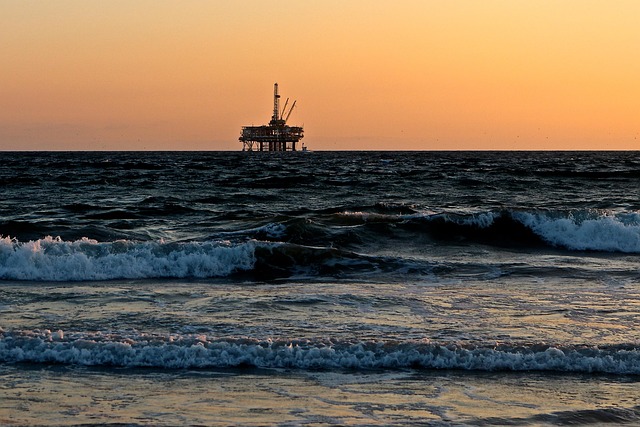 El petróleo crudo mexicano es extraído principalmente de yacimientos ubicados en el Golfo de México