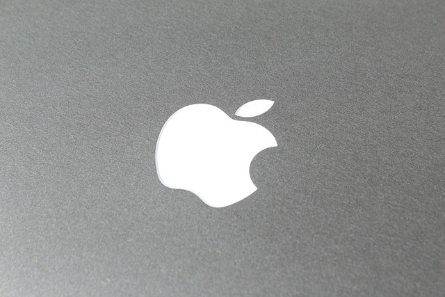 Logo de Apple, una de las mejores acciones para invertir