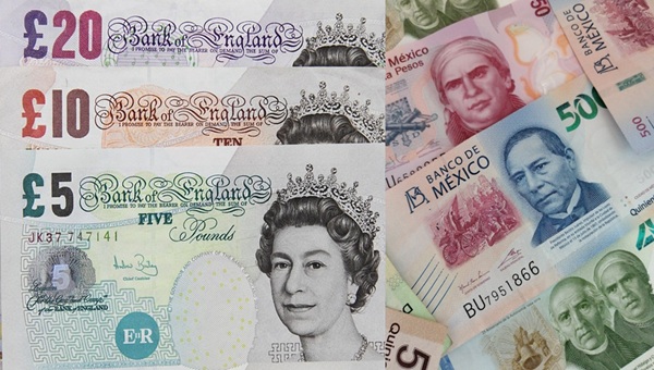 Billetes de libras esterlinas y pesos mexicanos