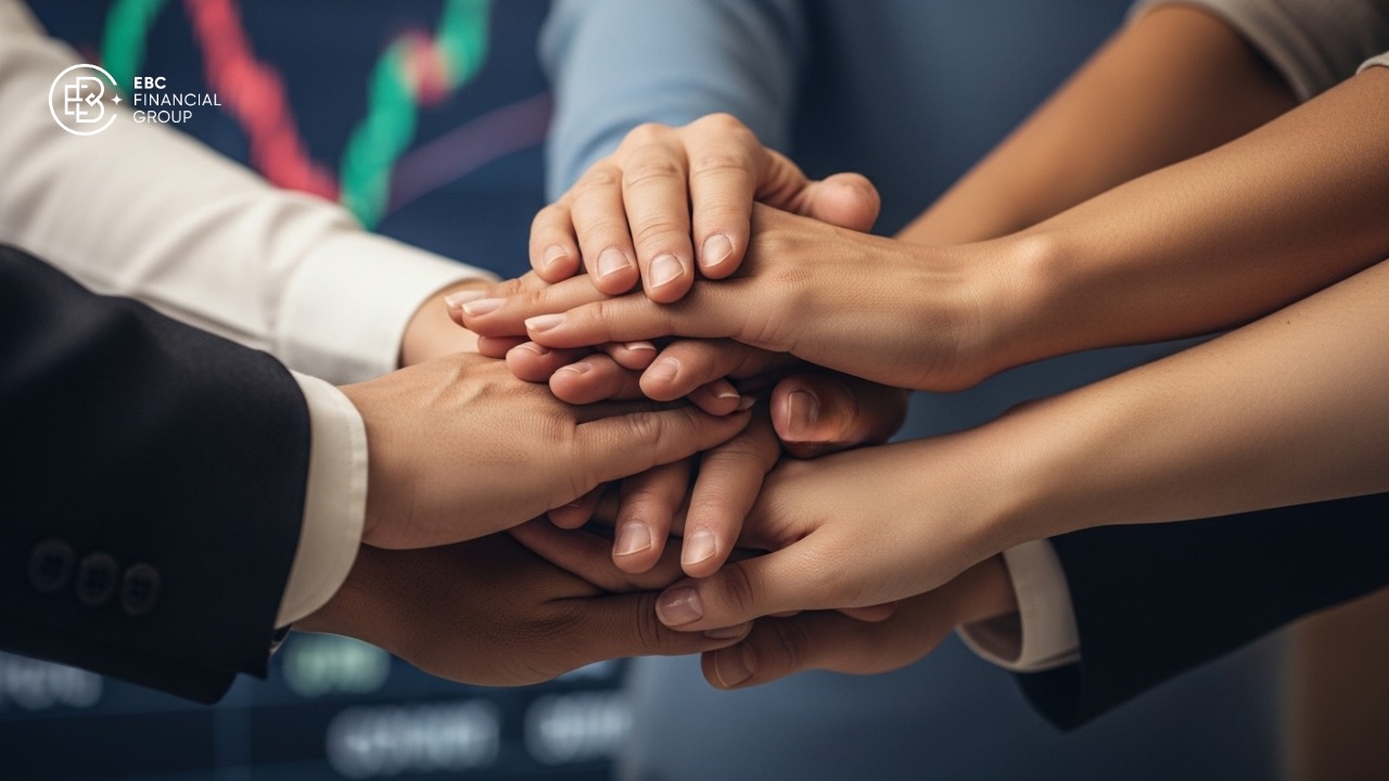 Chiến lược Buy and Hold