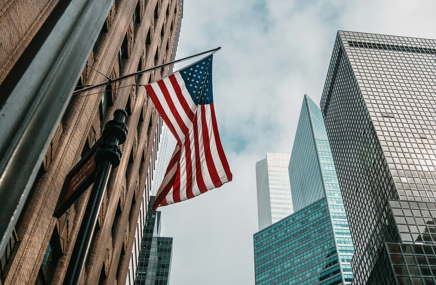 nik-shuliahin-L4JWn8HHJ30-unsplash (3) (1).jpg