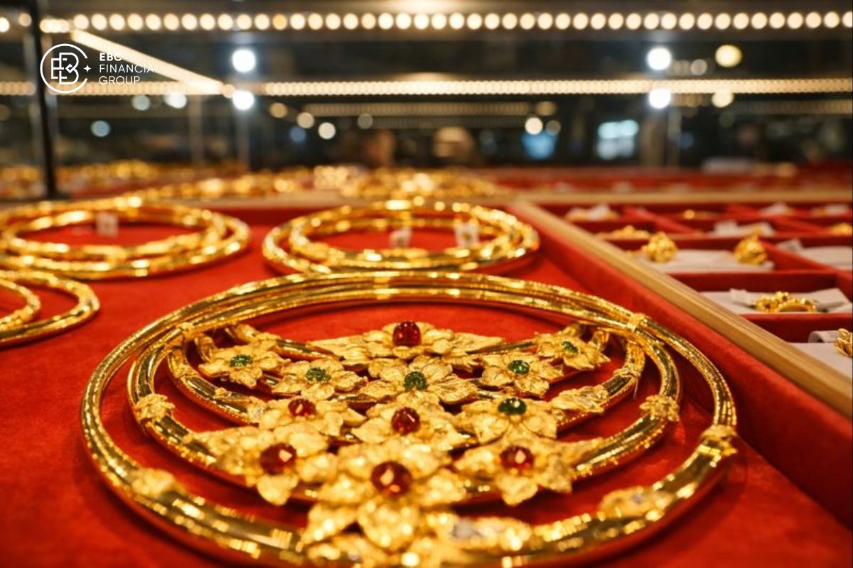 Tình hình giá vàng sắp tới