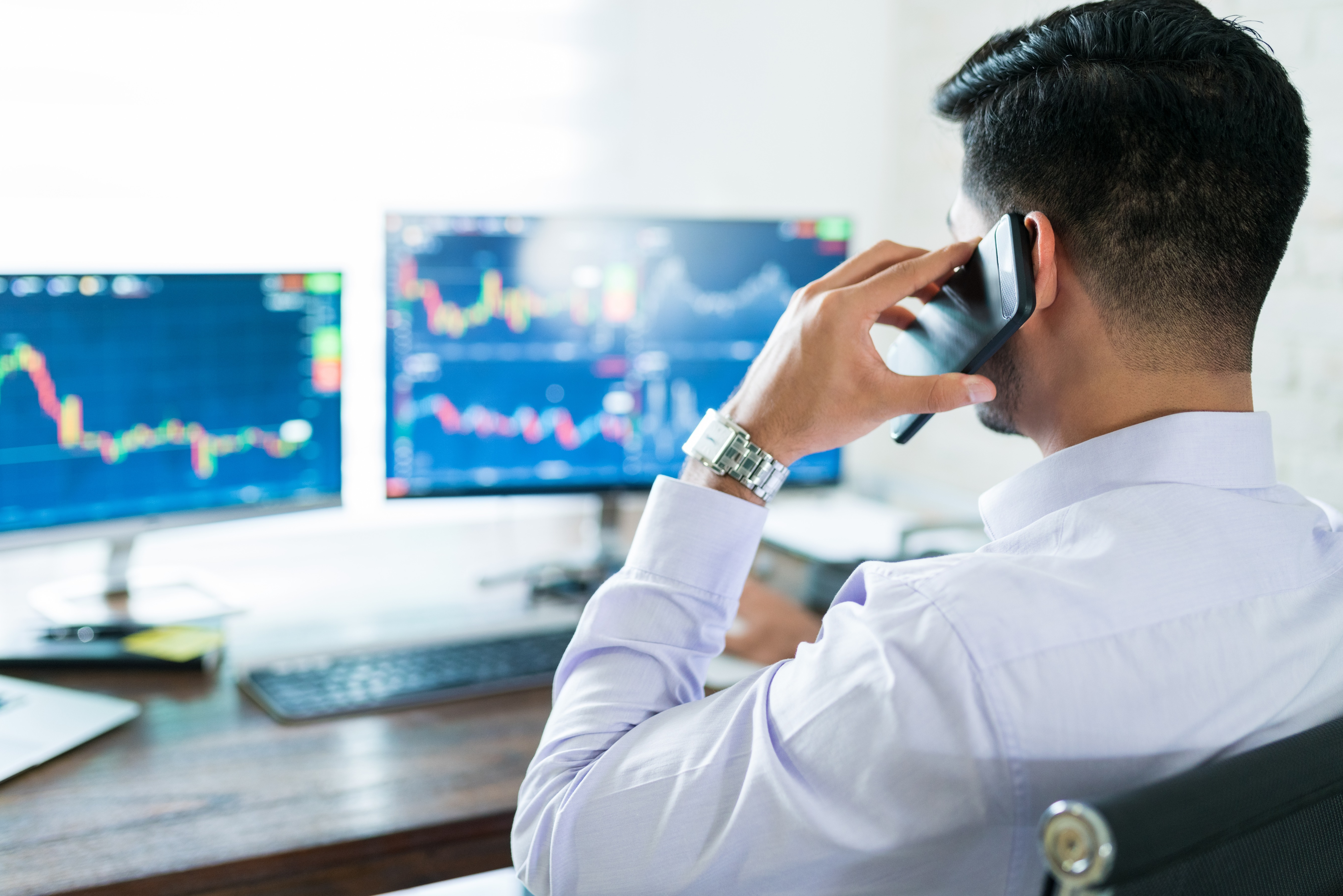 เจาะลึกประโยชน์ของการ เทรด CFD : ทำกำไรได้ทุกสภาวะตลาด พร้อมเคล็ดลับเลือกโบรกเกอร์คู่ใจ