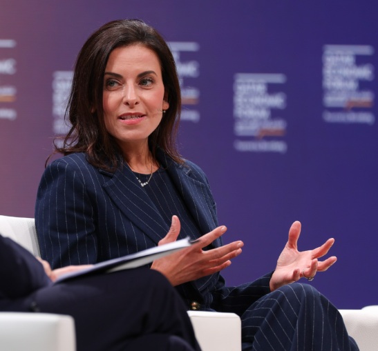 Dina Powell McCormick, nueva presidenta de Meta