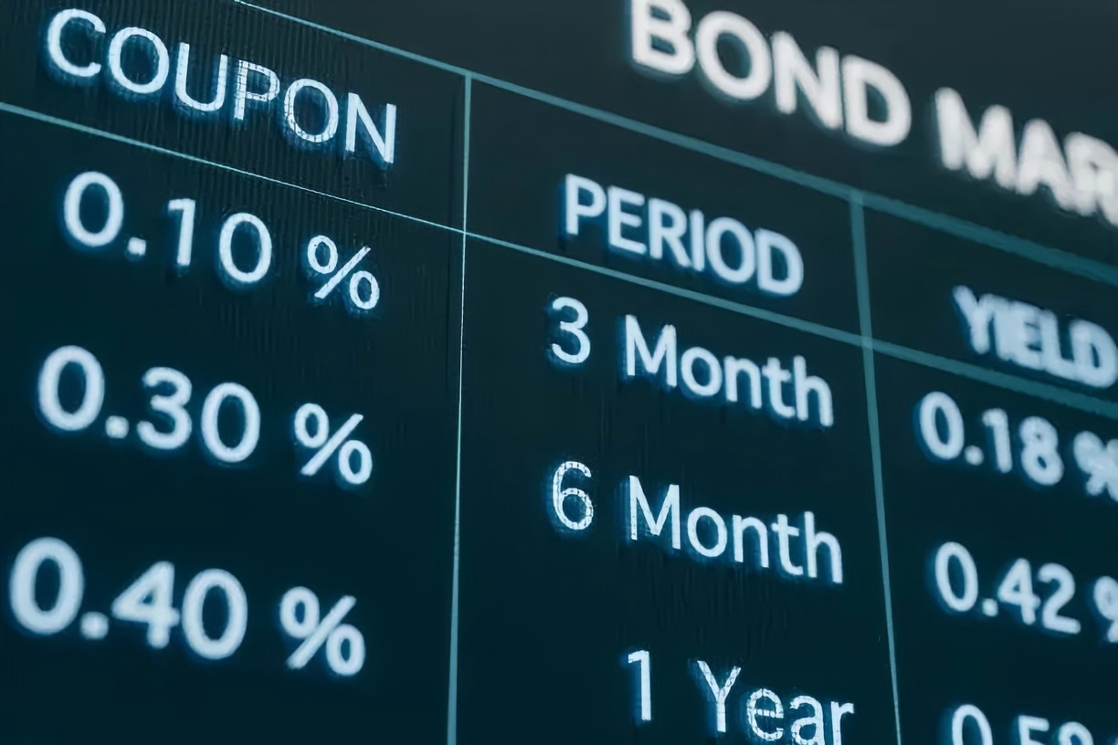 イールドカーブからわかる経済のヒント