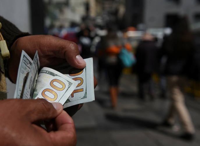 Un tipo de cambio fijo en medio de un contexto cambiante