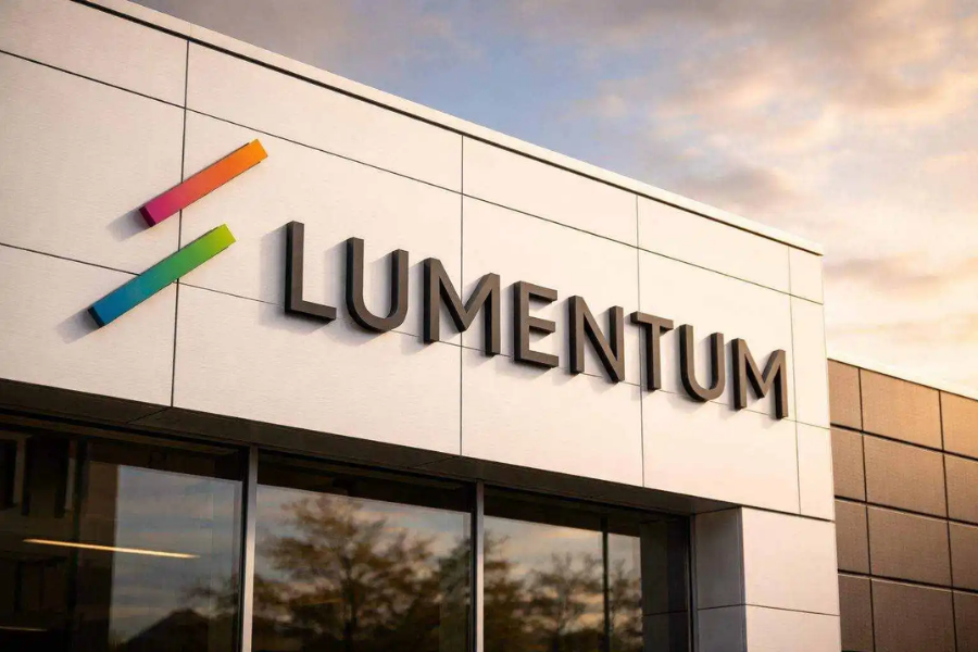Lumentum Holdings