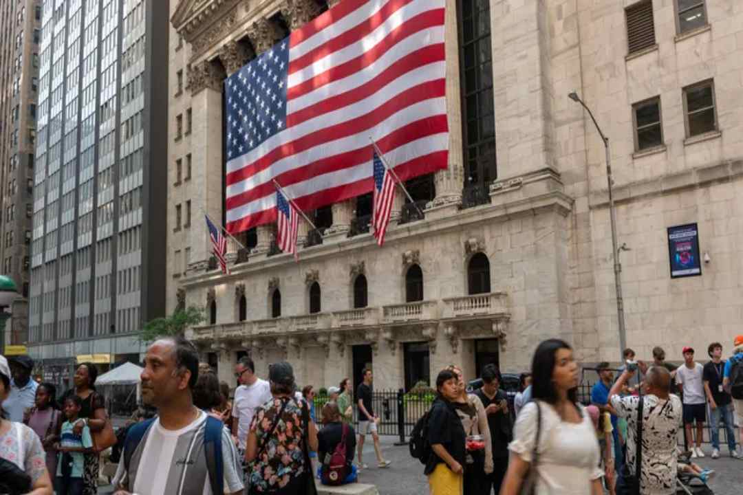 Is the Stock Market Open on Good Friday and Easter Monday