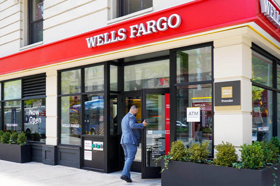 WFC Stock Fell As It Delivered Mixed Earnings