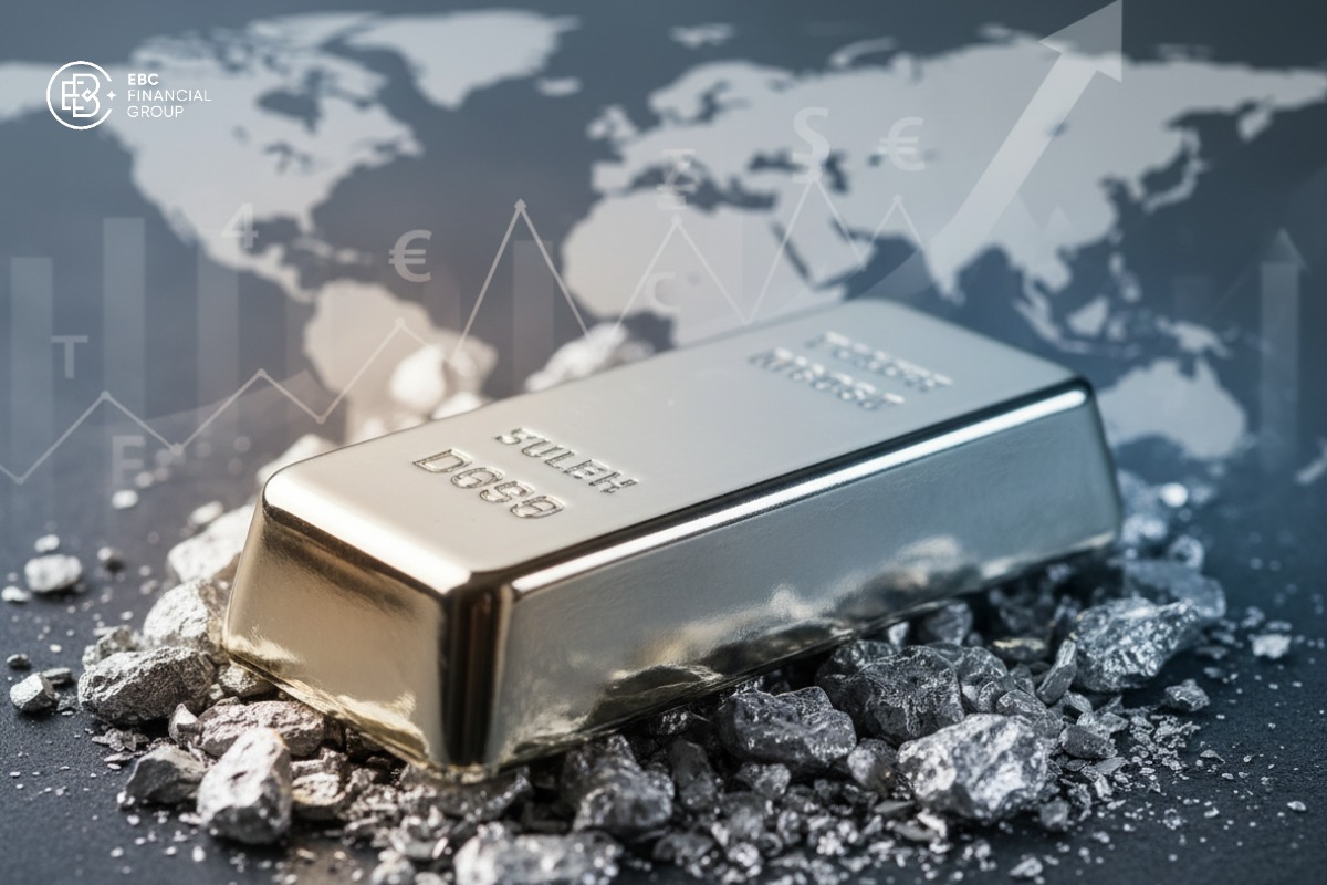 Giá bạc hôm nay: Trong nước neo cao, thế giới giữ vùng 80 USD/ounce