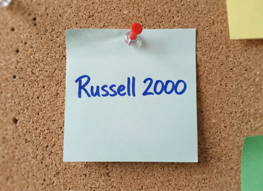 Russell 2000 alcanza máximos históricos: El despertar de Wall Street