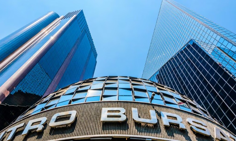 El S&P/BMV IPC sube y acaricia máximos históricos