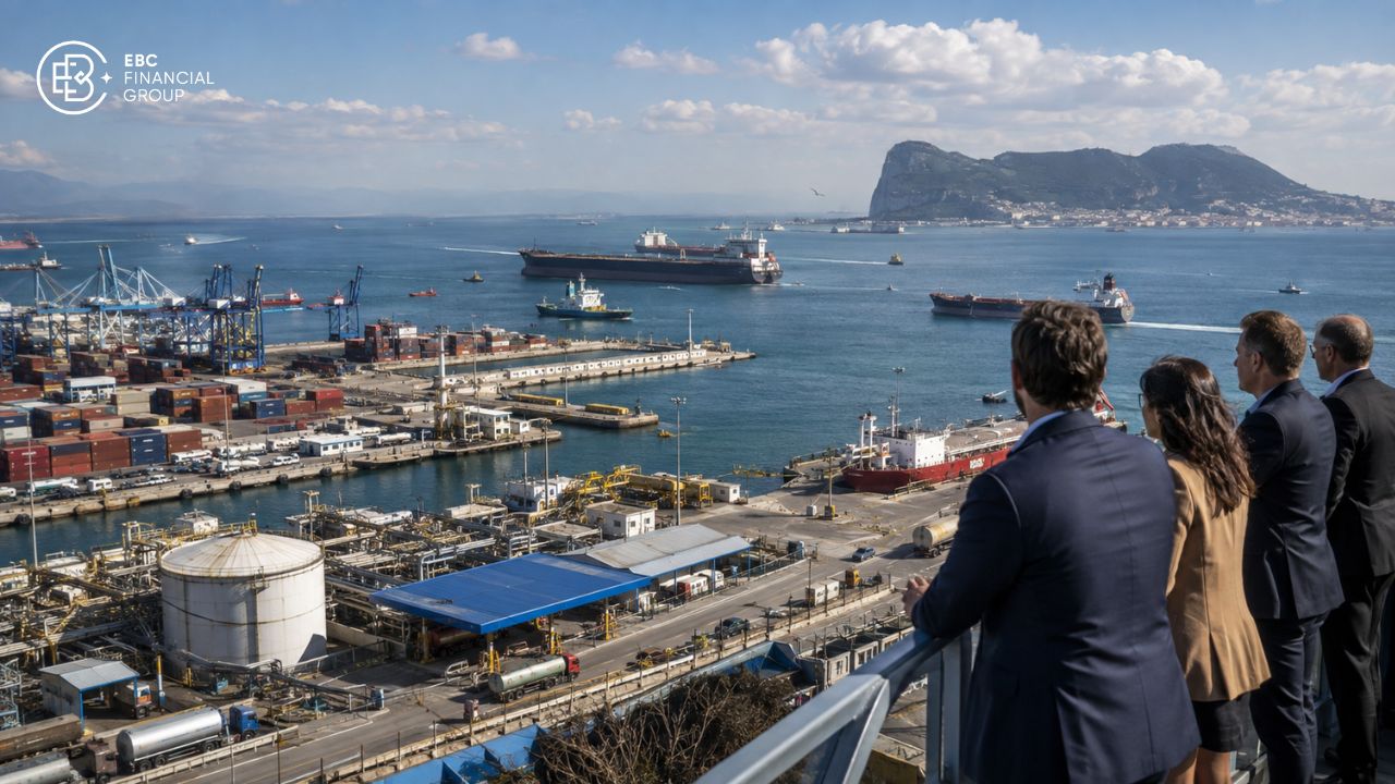 Khủng hoảng Ceuta vượt 50.000 người, rủi ro Gibraltar tăng với thị trường Khủng hoảng Ceuta vượt 50.000 người, rủi ro Gibraltar tăng với thị trường