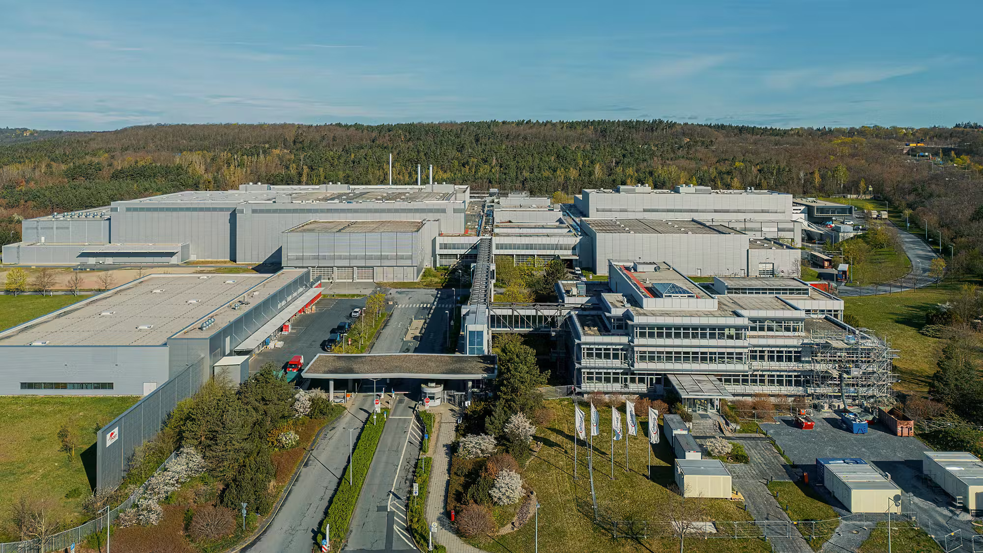 Infineon and Rheinmetall Found Two Different Ways to Disappoint Infineon and Rheinmetall Found Two Different Ways to Disappoint