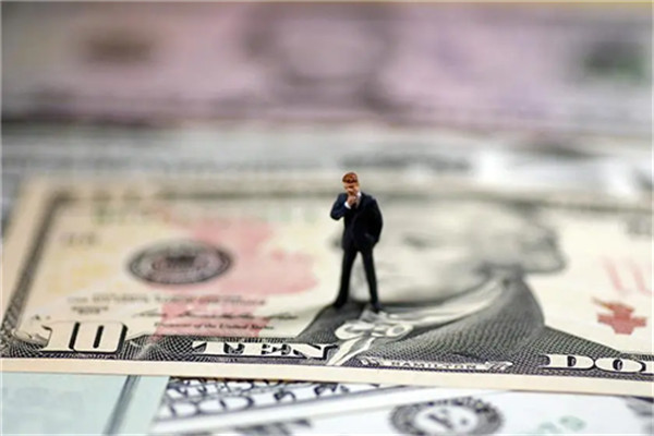 9 Tips to Refine Your Trading Strategy