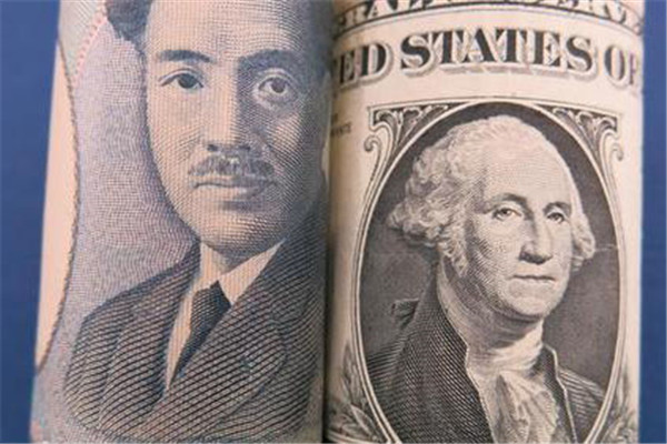 美元兑日元连续第三天走高，并触及四天高点约132.80附近