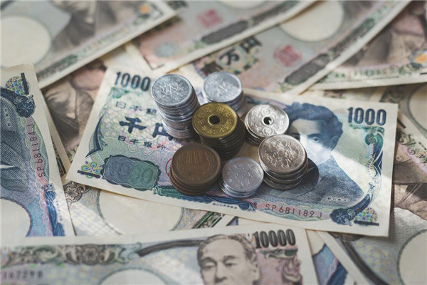 美元兑日元交投于146.72 聚焦日本家庭支出和美国数据