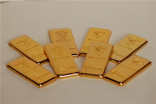 金价周四表现坚挺 美元低迷成为金价利好因素