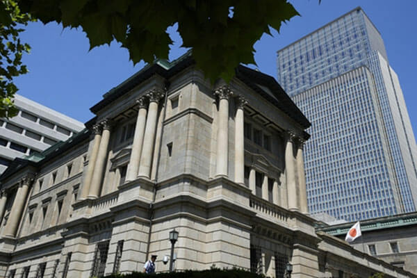 日本央行或採取過渡措施 升息時機或迎來波動