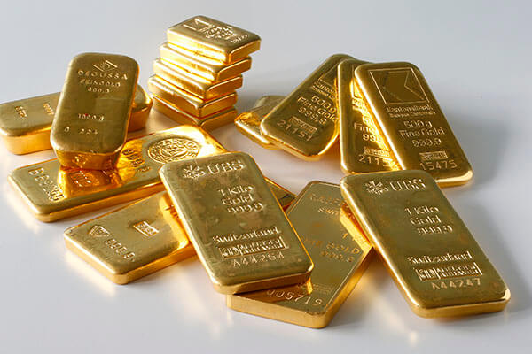 黄金价格上涨明显 白银价格回落