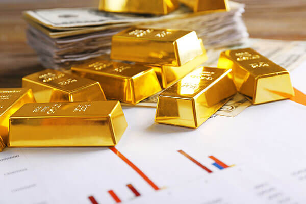 黃金價格維持強勁 避險情緒高漲
