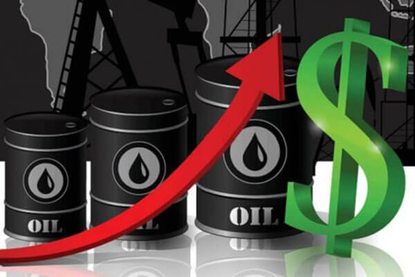 原油库存大幅下降 供需缺口或引发油价波动