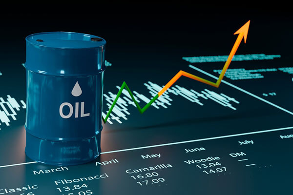 原油庫存增至新高 供需變動壓製油價