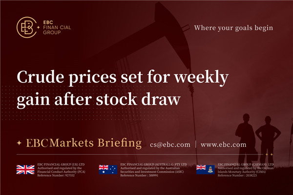 Giá dầu thô thiết lập mức tăng hàng tuần sau đợt rút cổ phiếu