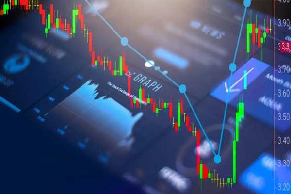 Как определить и торговать по паттерну «Флаг» на рынке Форекс