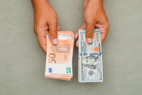 FXの通貨ペア選びで差がつく!初心者向けおすすめ取引戦略とEBCの強みを徹底解説