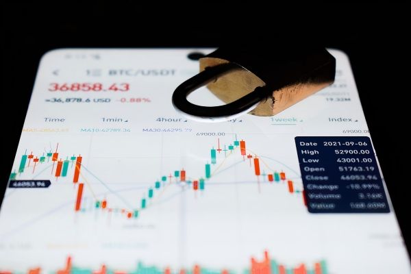 FX信用取引の概要|メリットと注意点を解説