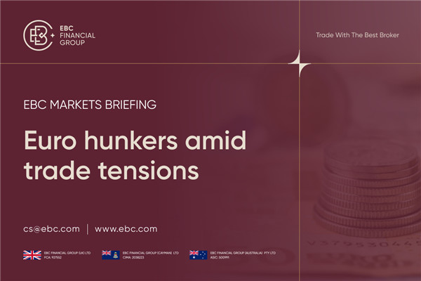 Euro bertahan di tengah ketegangan perdagangan