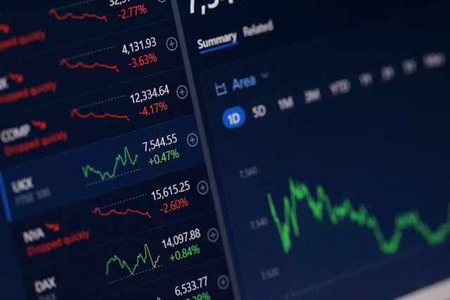 VN Index ทุบสถิติใหม่หลังดีลทรัมป์ ทุนต่างชาติไหลเข้าเวียดนาม 400 ล้านดอลลาร์