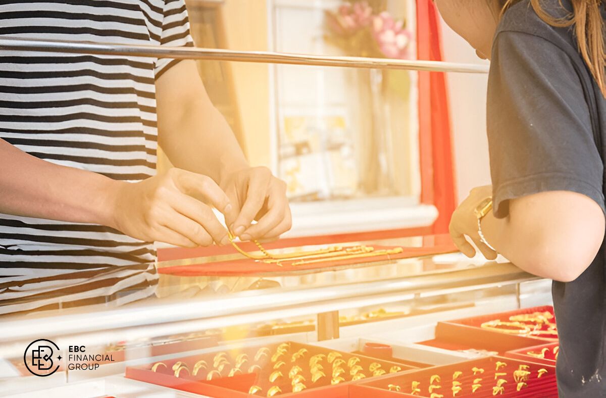 Các kinh nghiệm mua vàng tích trữ