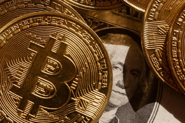 美股穩定成長，比特幣突破新高：投資者該如何佈局?