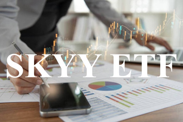 SKYY เปรียบเทียบกับ ETF เทคโนโลยีอื่น ๆ อย่างไร?