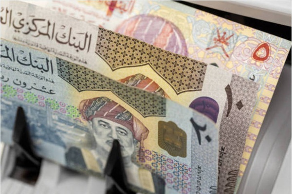 Why Is Oman Currency So Strong? The Role of Oil and Policy