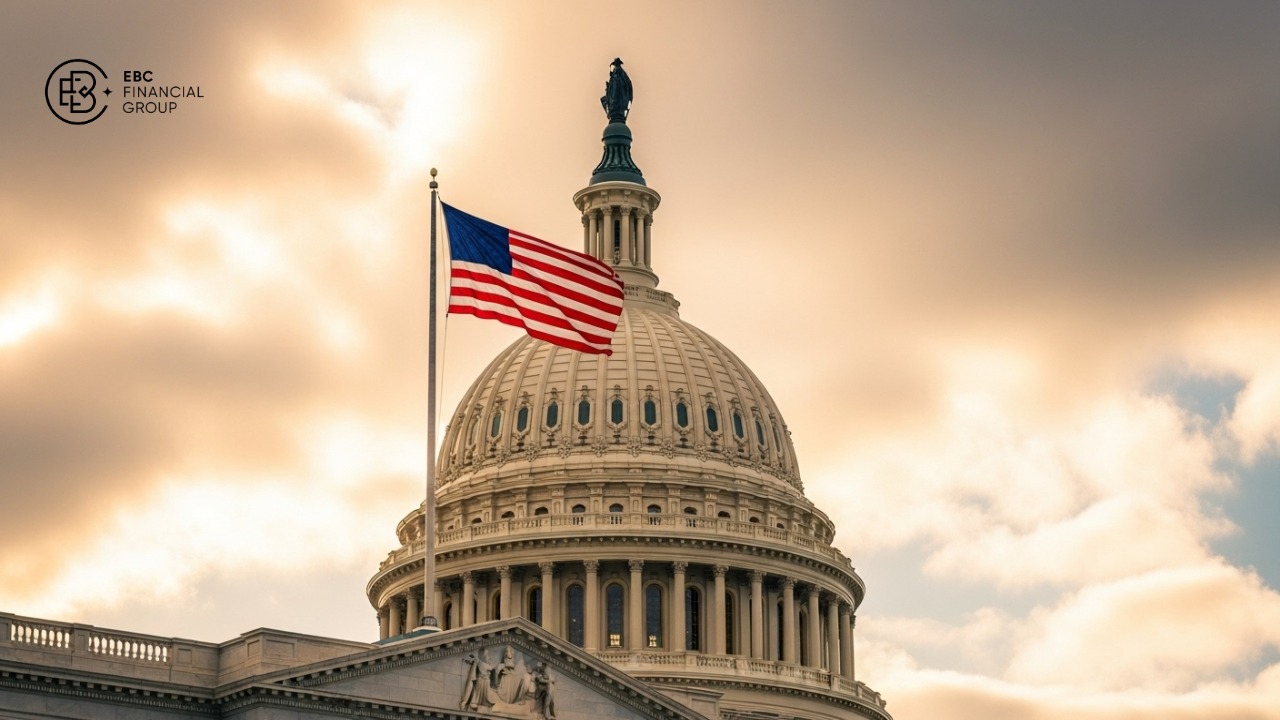 Đột phá: Thượng viện Mỹ đạt thỏa thuận, mở lối thoát cho 40 ngày đóng cửa