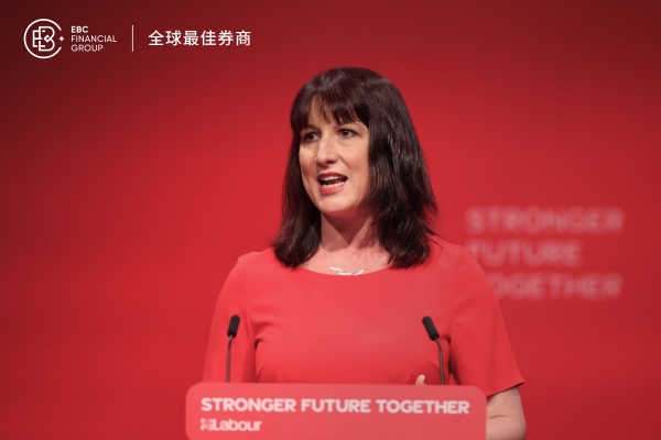 英镑紧盯英国预算案消息 黄金再次遇挫