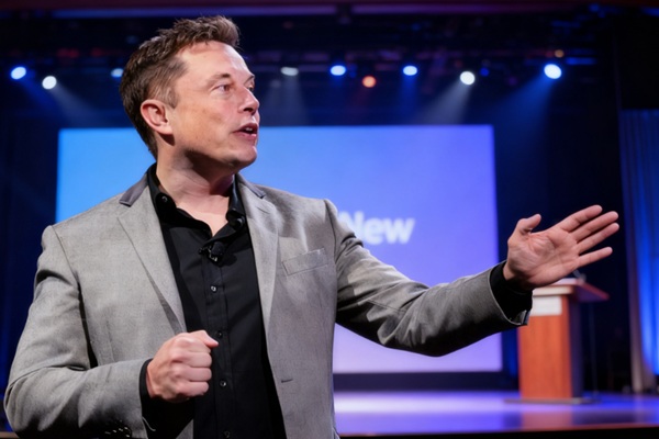 埃隆·馬斯克一天賺多少錢?