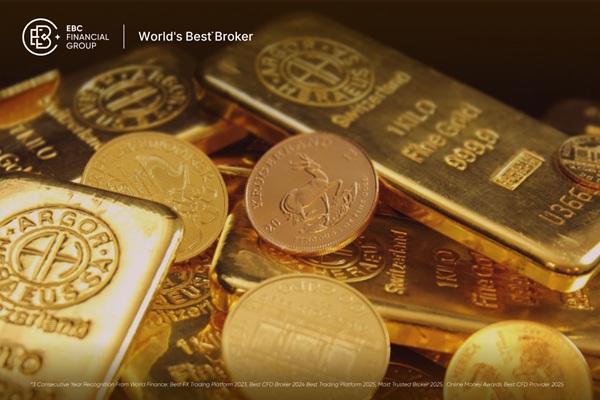 Gold Keeps Climbing on Fed Signals, Can It Break Higher?