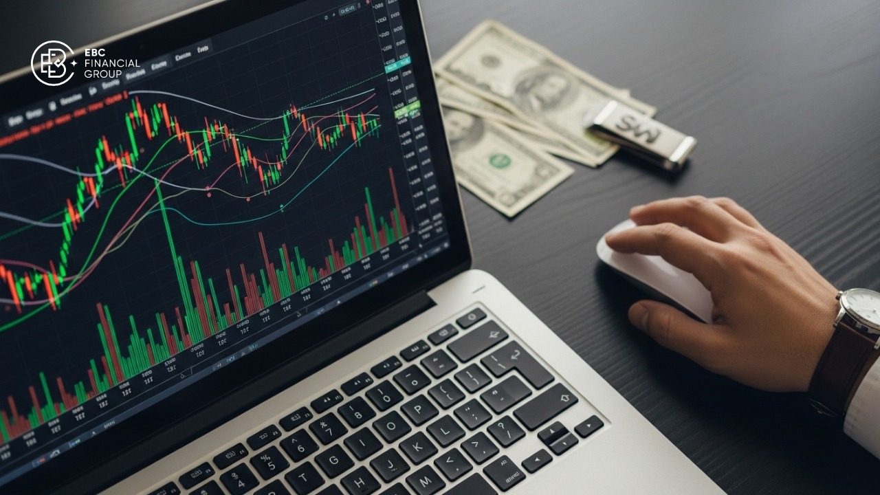 Kiếm tiền từ forex: Lộ trình & chiến lược cho người mới
