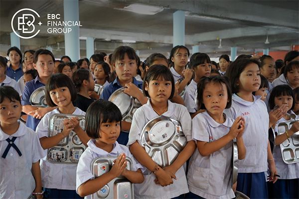 EBC儿童关怀行动：每一份看见，都是点亮未来的星火